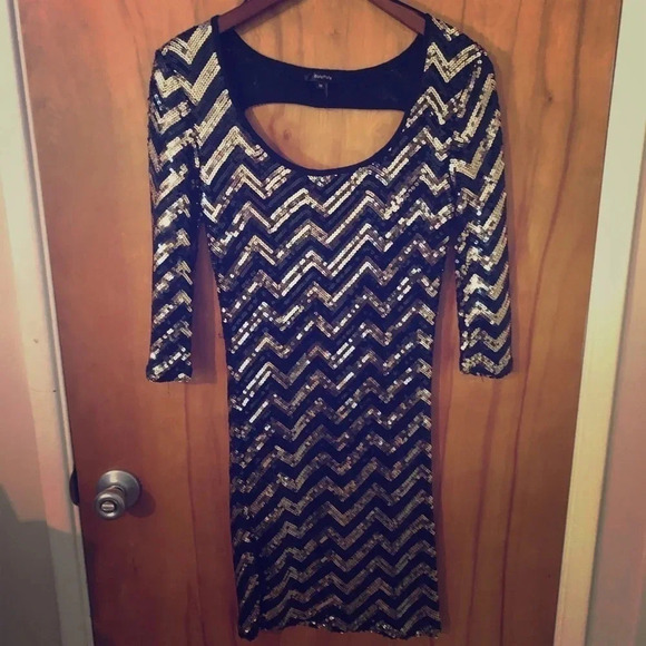 vintage y2k Black and gold sequin mini dress - Picture 6 of 9